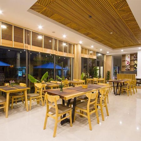 King House Villa Hotel & Spa Дананг Экстерьер фото